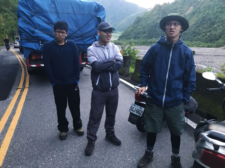 夏天X摩托車X加羅湖