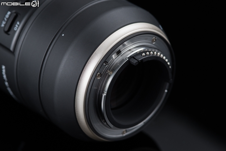 Tamron 70-210mm f/4 Di VC USD (A034),鏡尾構造 Tamron 70-210mm f/4 Di VC USD (A034),鏡尾構造