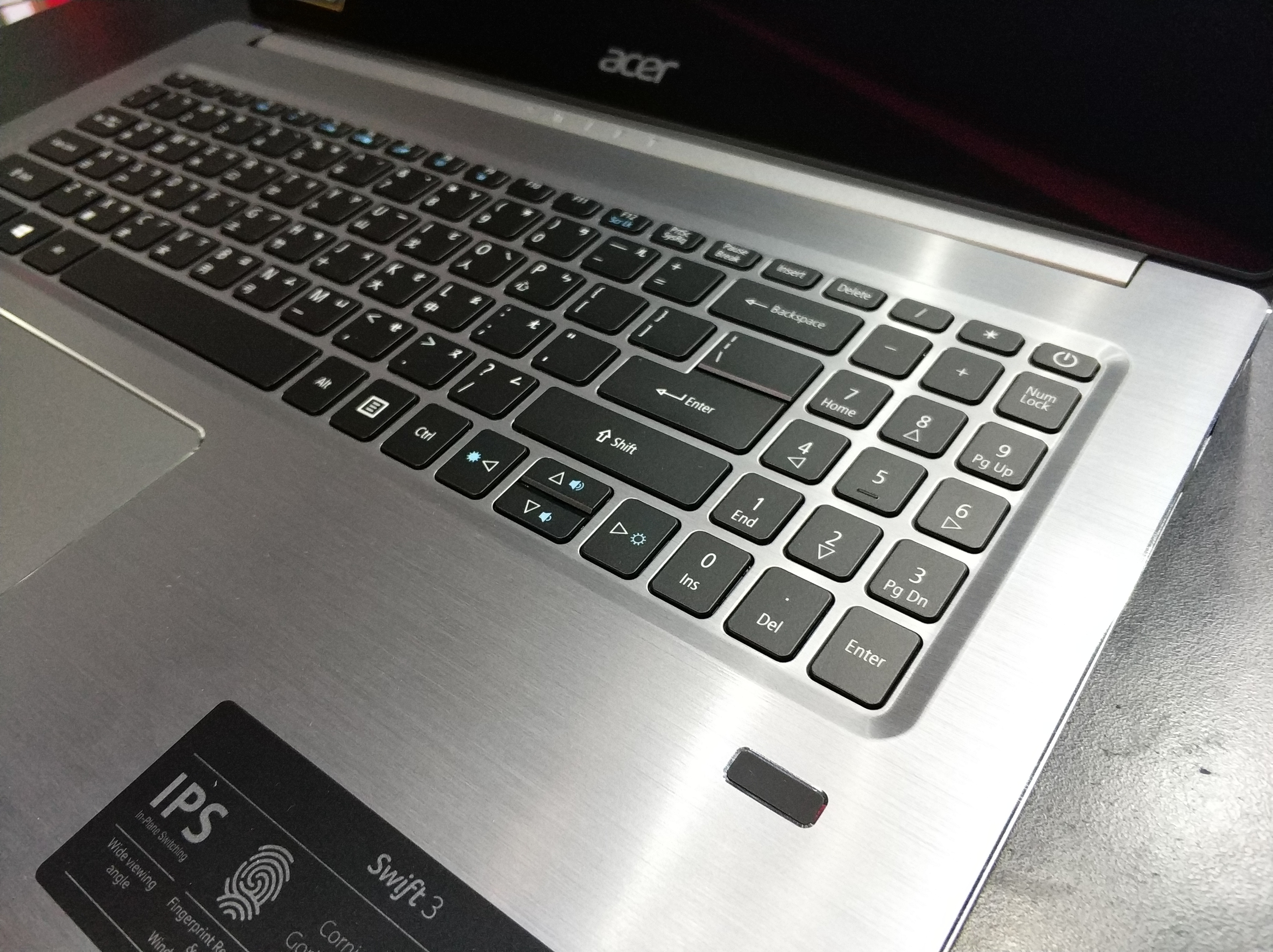 【小宅開箱】【閒聊】ACER SF315-41G -AMD的逆襲?!扭轉時代的來臨 AMD東山再起