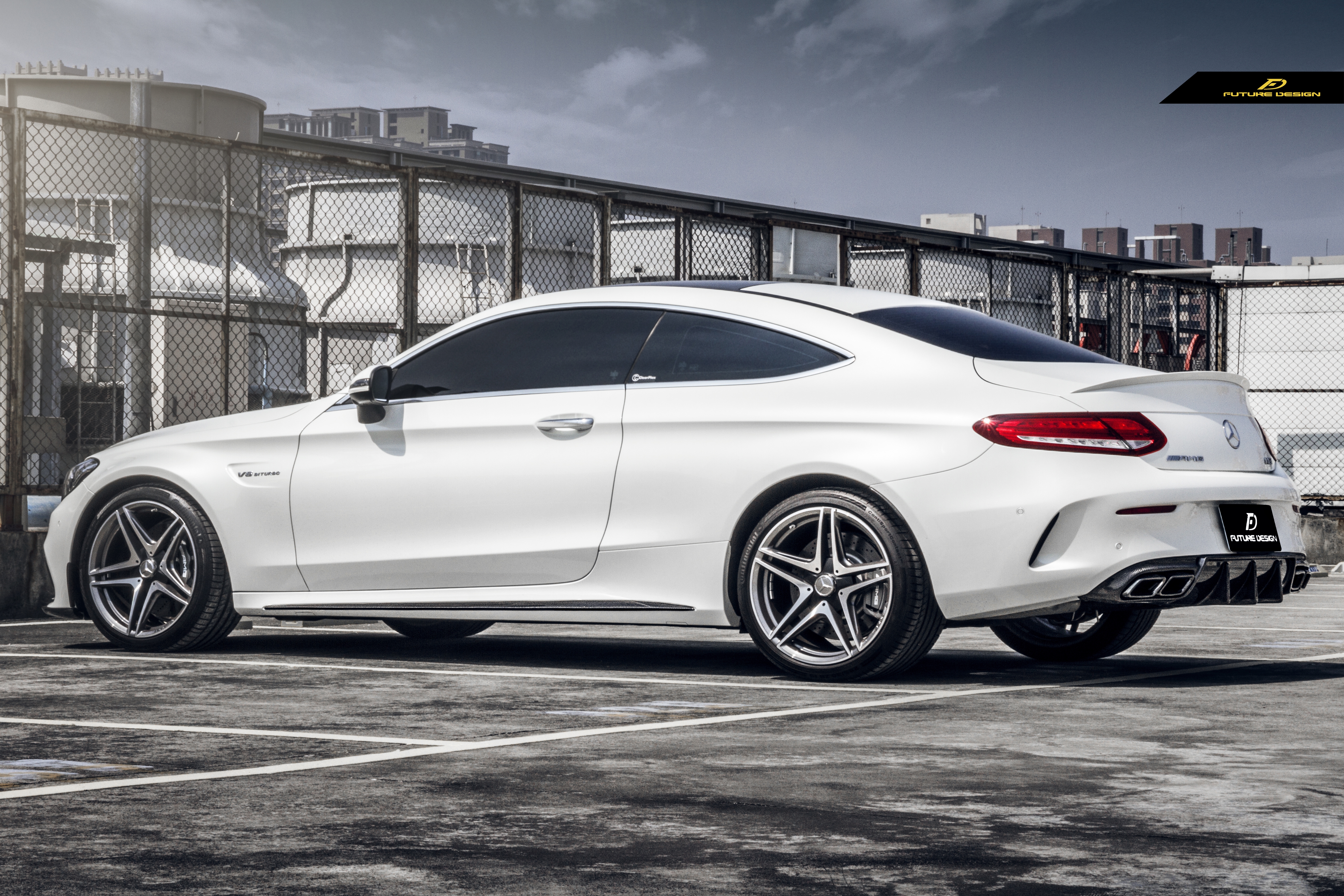 來自V8的咆哮 - Mercedes-AMG W205 C63 Coupe