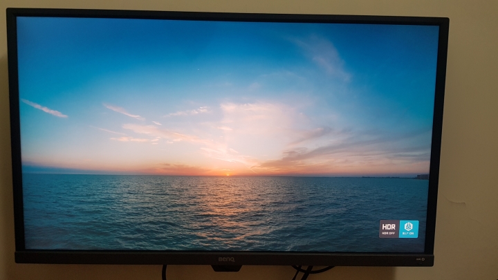 BenQ ew3270u 大電視換小螢幕 保護眼睛衝一台