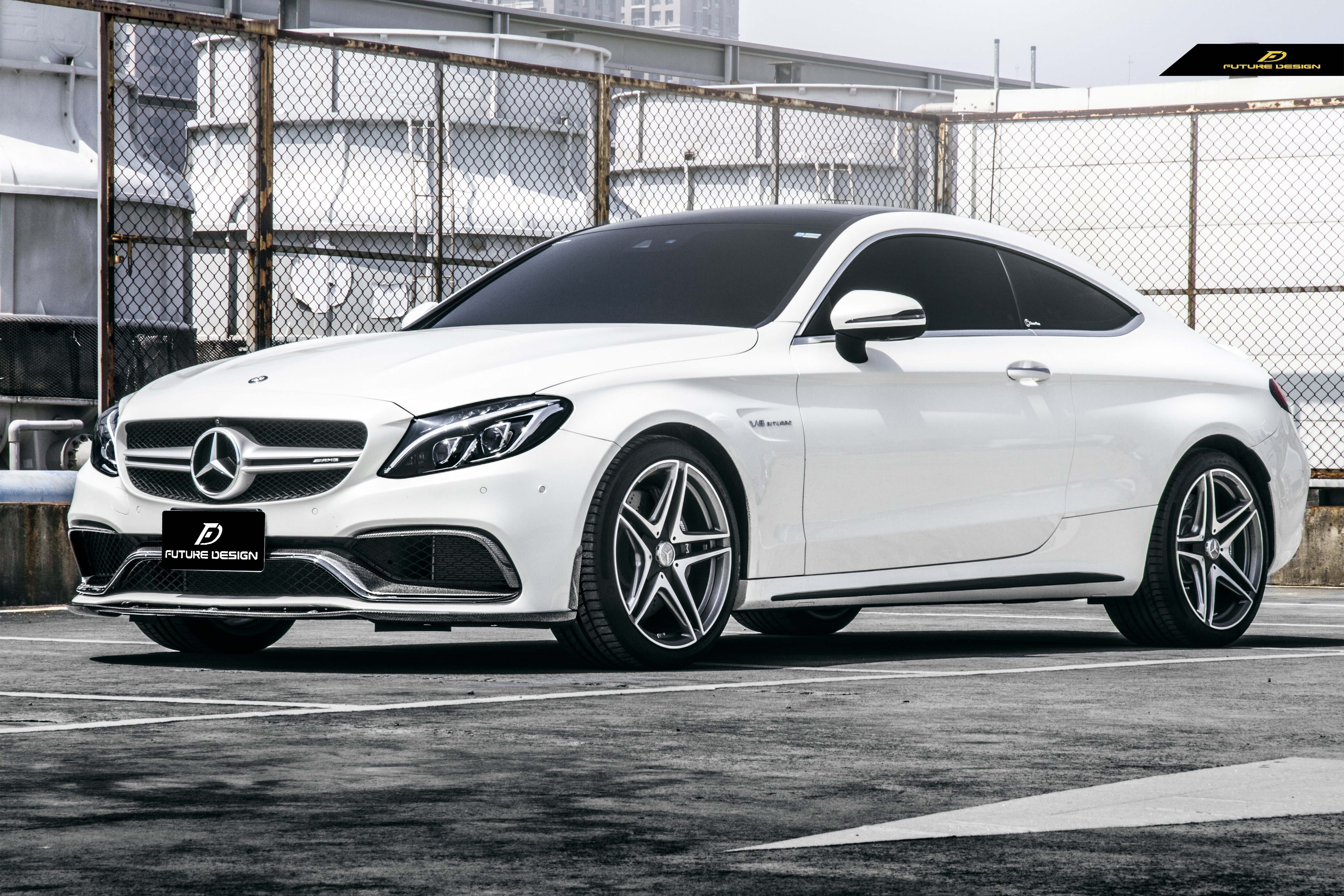 來自V8的咆哮 - Mercedes-AMG W205 C63 Coupe