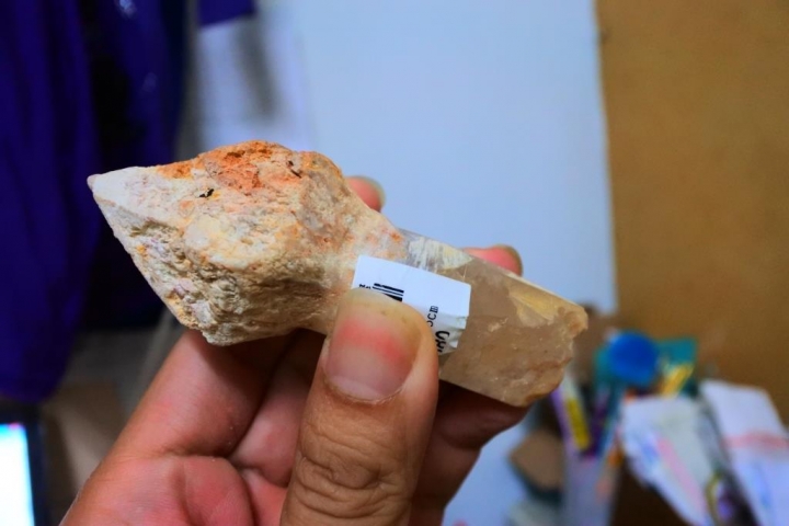 各類水晶與隕石等逸品,陸續更新中,歡迎貼圖和心得交流