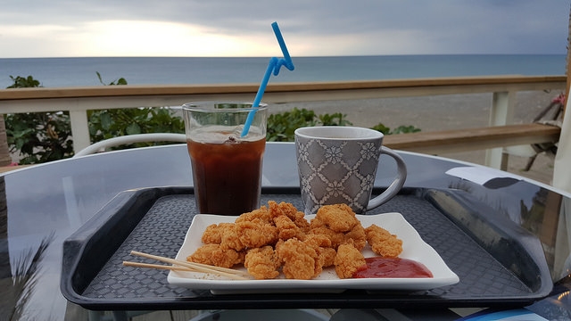兩天一夜台東出差,一桶油來回....