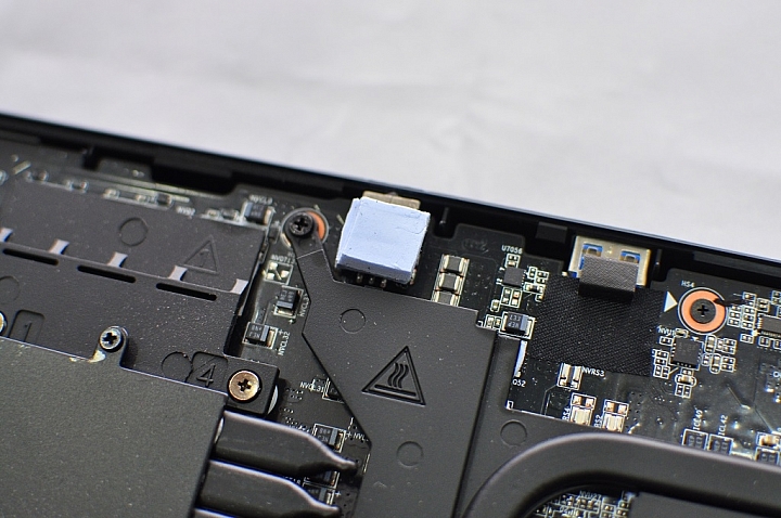 AORUS X7 DT V8,面面俱到的高效強勁筆電