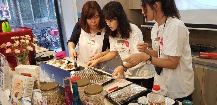 料理新手的輕鬆作菜神器:SHARP水波爐、零水鍋體驗心得