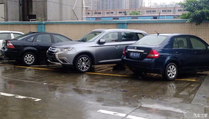 廣汽三菱2016款五座精英版 Outlander 用車1年簡單分享