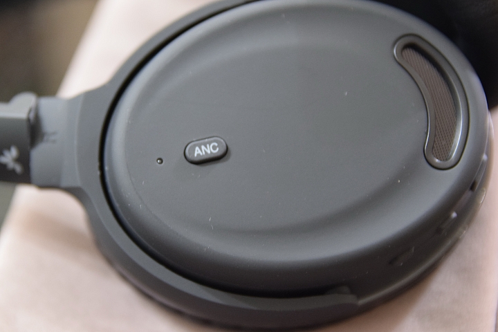 開箱 體驗 入門好用 ANC032 HiFi立體聲耳罩式藍牙降噪耳機