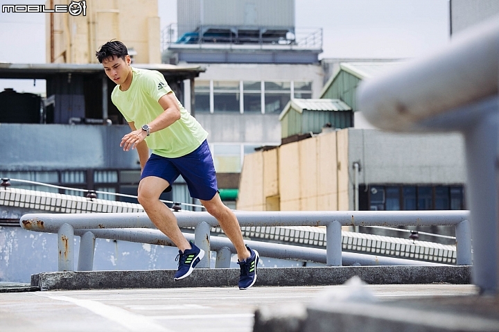 adidas CLIMACOOL酷涼系列跑鞋 adidas CLIMACOOL酷涼系列跑鞋