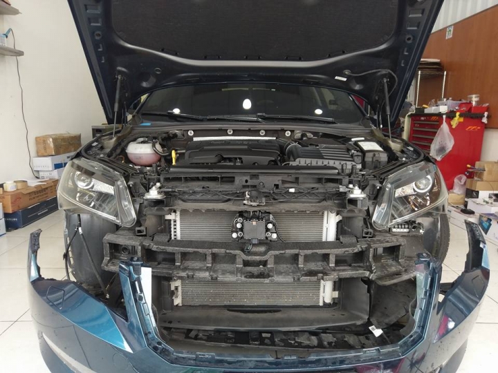 skoda superb 等不到原廠標配先自行在外面升級ACC+AEB