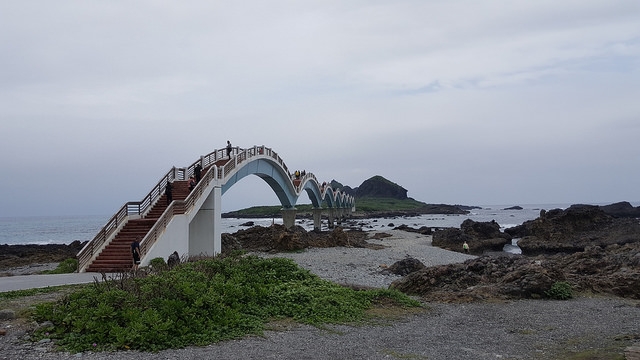 兩天一夜台東出差,一桶油來回....