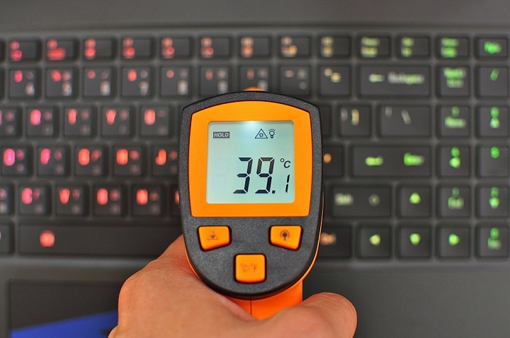AORUS X7 DT V8,面面俱到的高效強勁筆電
