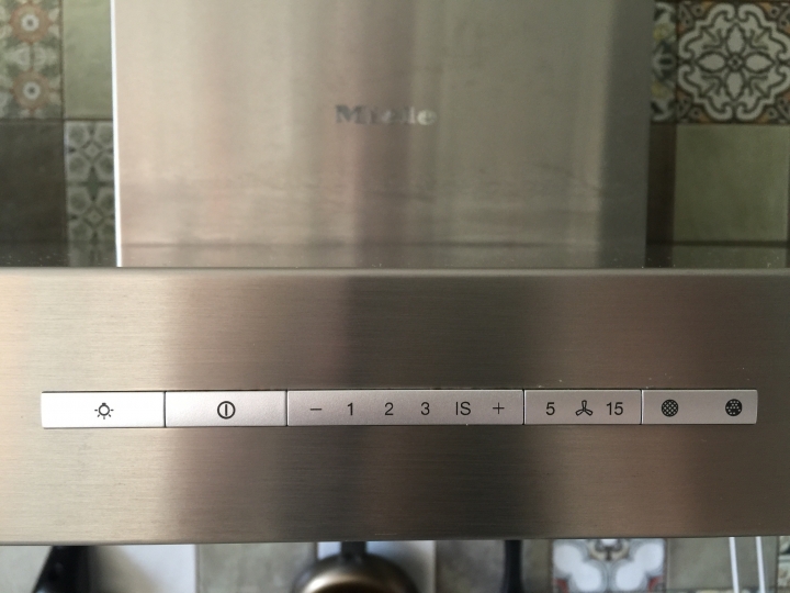Miele抽油煙機