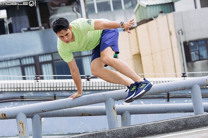 adidas CLIMACOOL酷涼系列跑鞋,實穿足感還算出色,多元配色可供選擇 adidas CLIMACOOL酷涼系列跑鞋,實穿足感還算出色,多元配色可供選擇