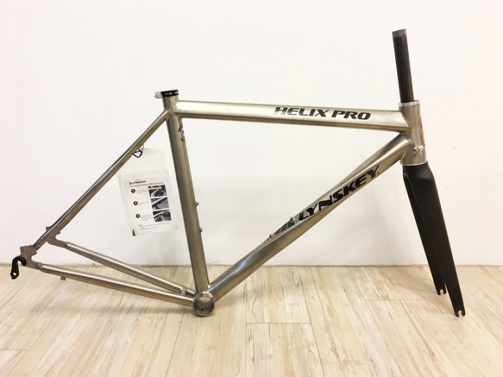 鈦合金公路車架請益 希望兼具功能性與美感