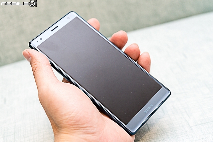 八核心智慧震動SONY Xperia XZ2入手開箱!