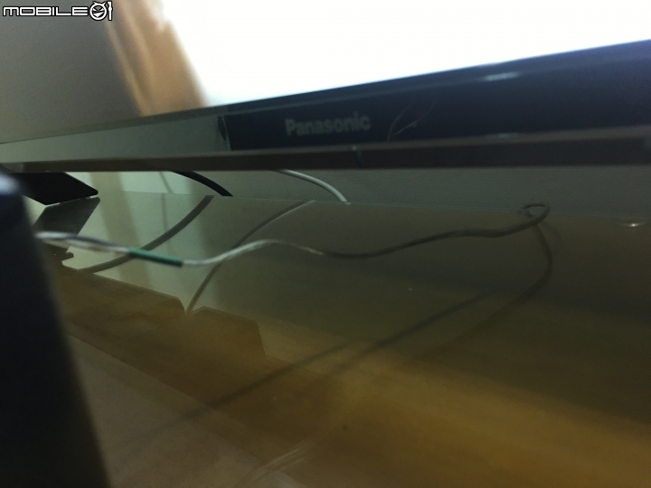 【不專業開箱】Panasonic TH-55FX600W 開箱