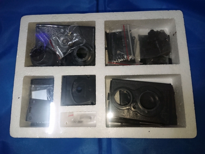 玩具組裝復古相機好便宜