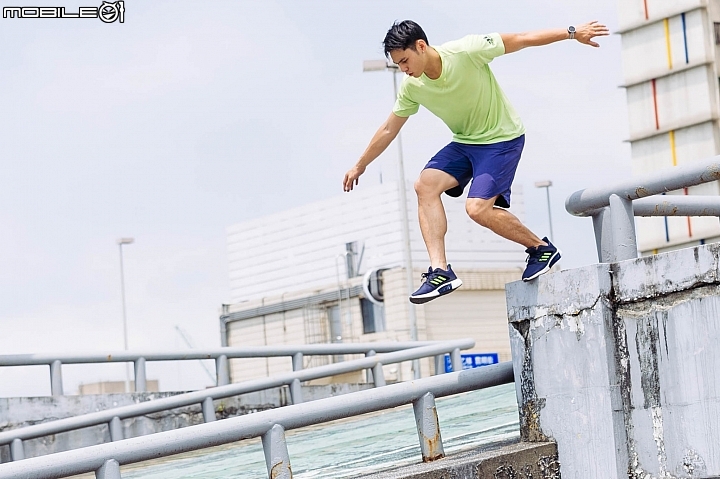 adidas CLIMACOOL酷涼系列跑鞋,透氣程度在水準之上 adidas CLIMACOOL酷涼系列跑鞋,透氣程度在水準之上