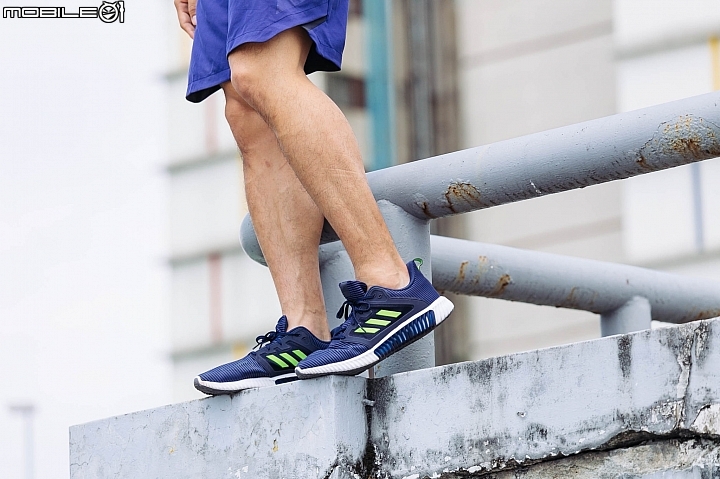 adidas CLIMACOOL酷涼系列跑鞋 adidas CLIMACOOL酷涼系列跑鞋