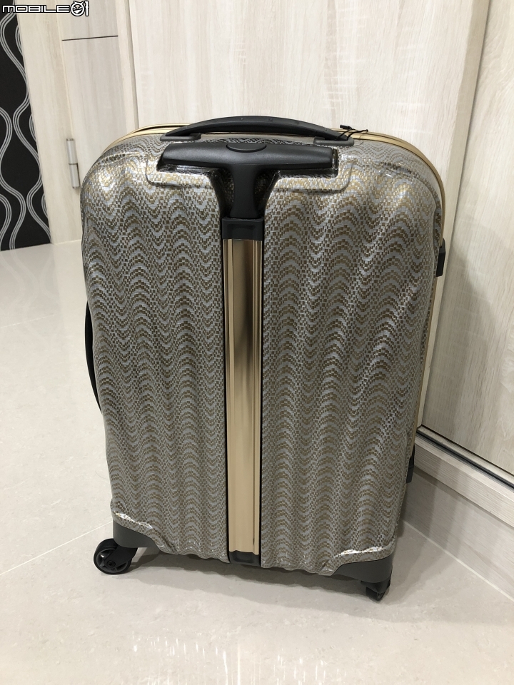 最美的行李箱 Samsonite 20吋10周年紀念行李箱開箱 -