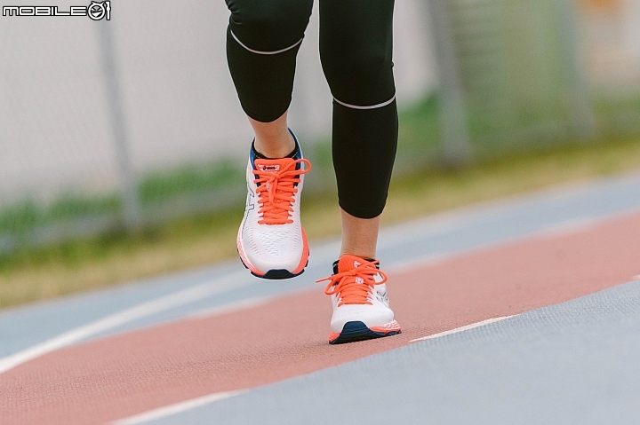 GEL-KAYANO 25實跑 GEL-KAYANO 25實跑