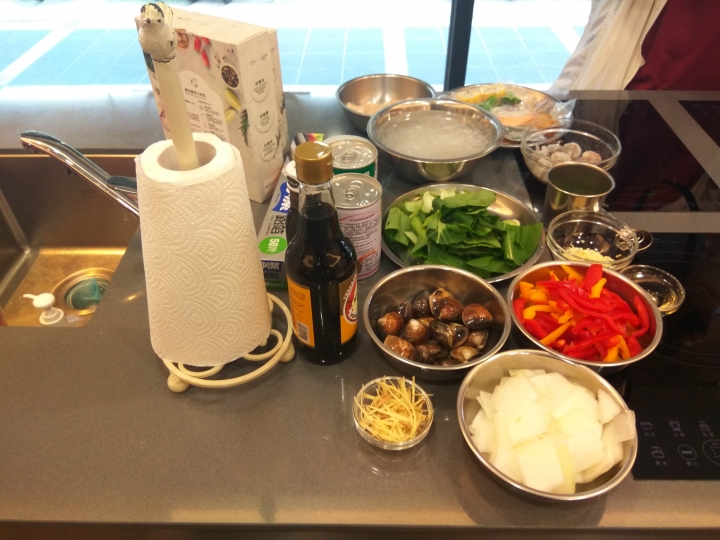 SHARP HEALSIO水波爐與 0水鍋:雙鍋合壁,料理盡現