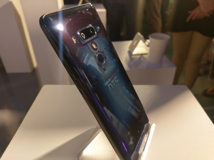 補充心得影片, HTC U12+ Edge Sense 2 再升級