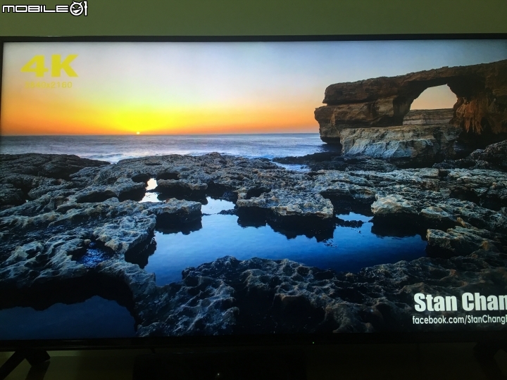 【不專業開箱】Panasonic TH-55FX600W 開箱