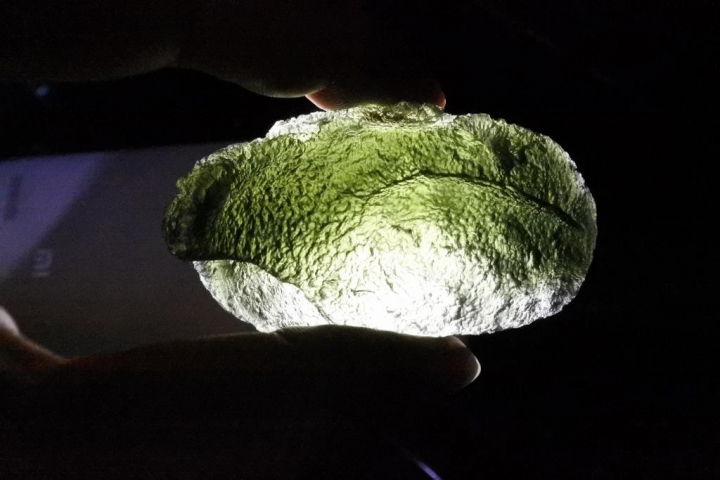 各類水晶與隕石等逸品,陸續更新中,歡迎貼圖和心得交流