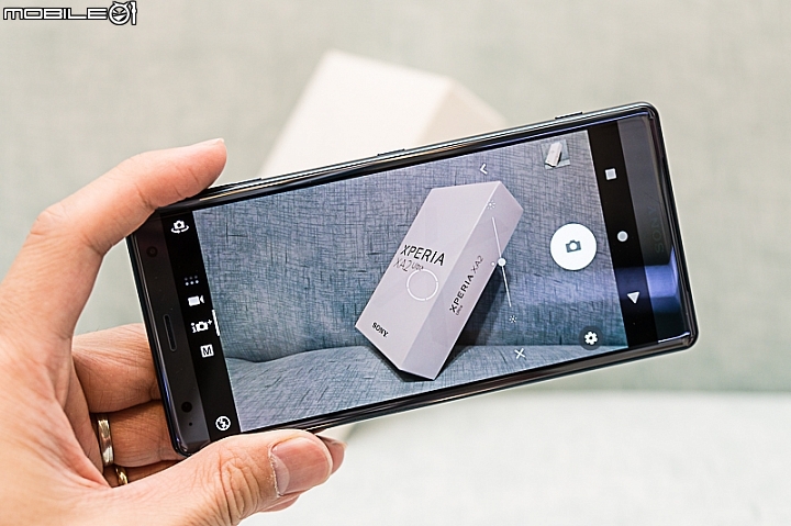 八核心智慧震動SONY Xperia XZ2入手開箱!