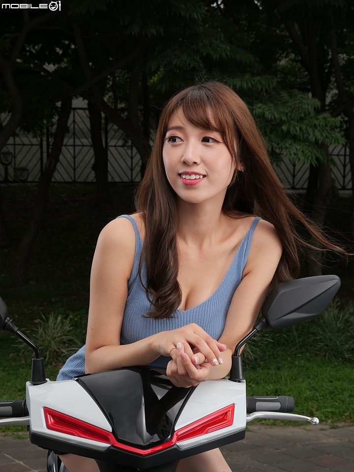 Panasonic Lumix GX9 實拍照片「FNX 125評測側拍」,未修圖全JPEG直出 Panasonic Lumix GX9 實拍照片「FNX 125評測側拍」,未修圖全JPEG直出