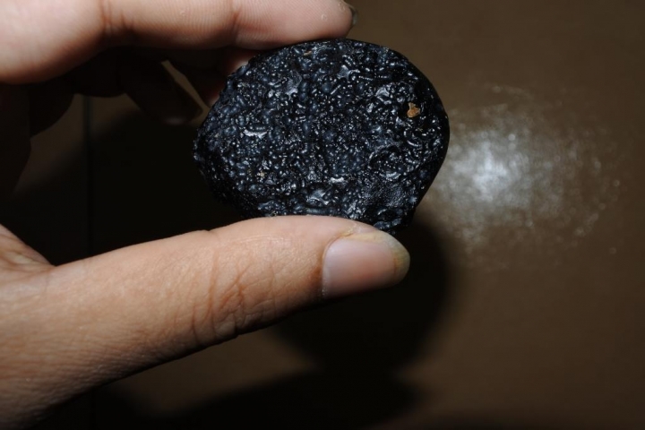 各類水晶與隕石等逸品,陸續更新中,歡迎貼圖和心得交流