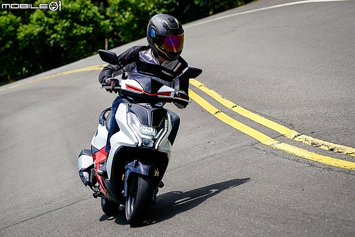 SYM FNX 125 實際試駕照片 SYM FNX 125 實際試駕照片