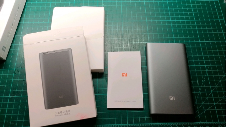【微開箱】小米行充、無線滑鼠、雙/六口充電器