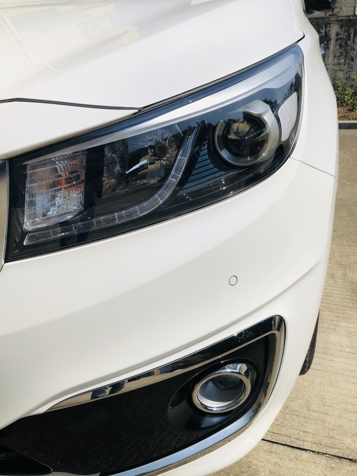 KIA 新嘉華 CARNIVAL 豪華版