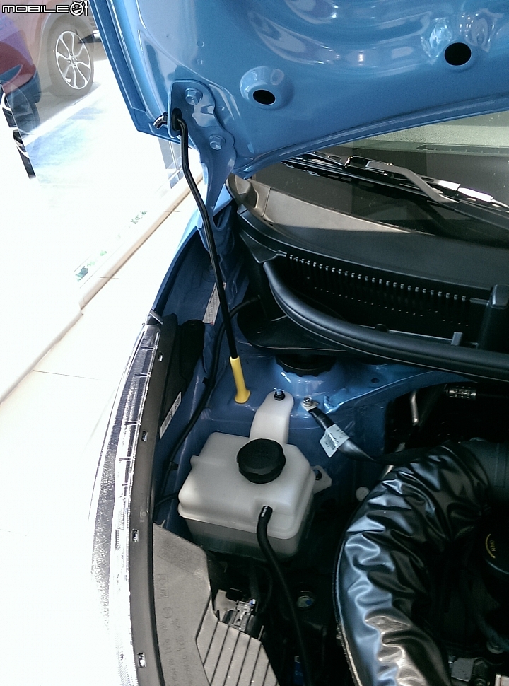 Carens 1.5萬公里保養暨皮卡斯賞車(試駕)
