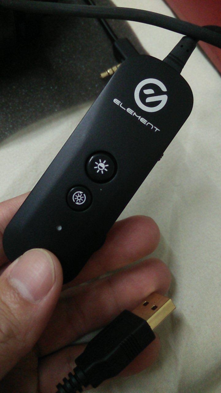 非專業開箱 ELEMENT-G550 電競耳機 開箱分享