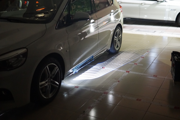 BMW 2AT 天使之翼 迎賓光毯安裝分享