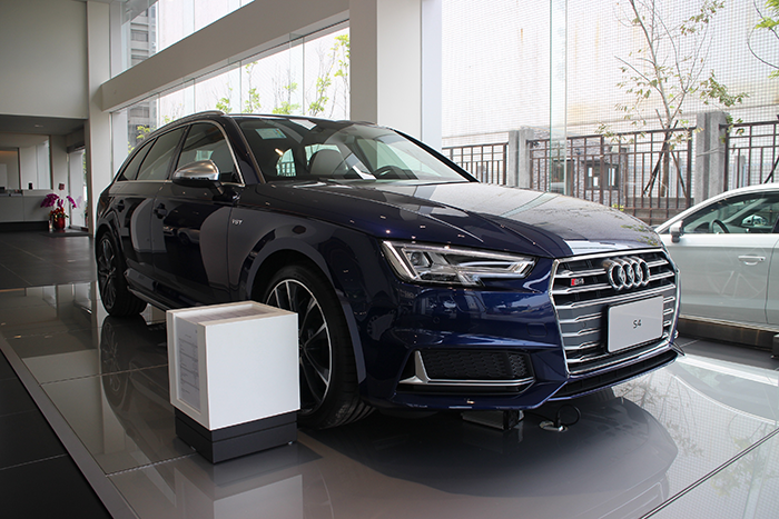 Audi北投新展間看A4/S4 Avant