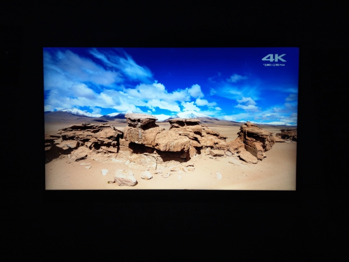 都沒人發過的 TCL C2 55吋 路人版簡易開箱文