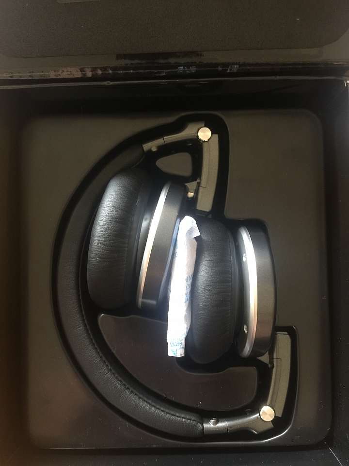 CAROL BTH-830 可拆式藍牙耳機分享