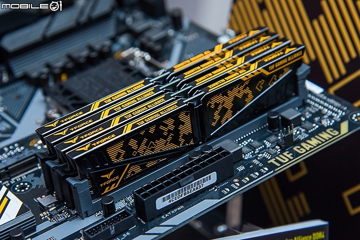 十銓與華碩ASUS合作推出的記憶體還有另外一款TUF Gaming Alliance型號 十銓與華碩ASUS合作推出的記憶體還有另外一款TUF Gaming Alliance型號