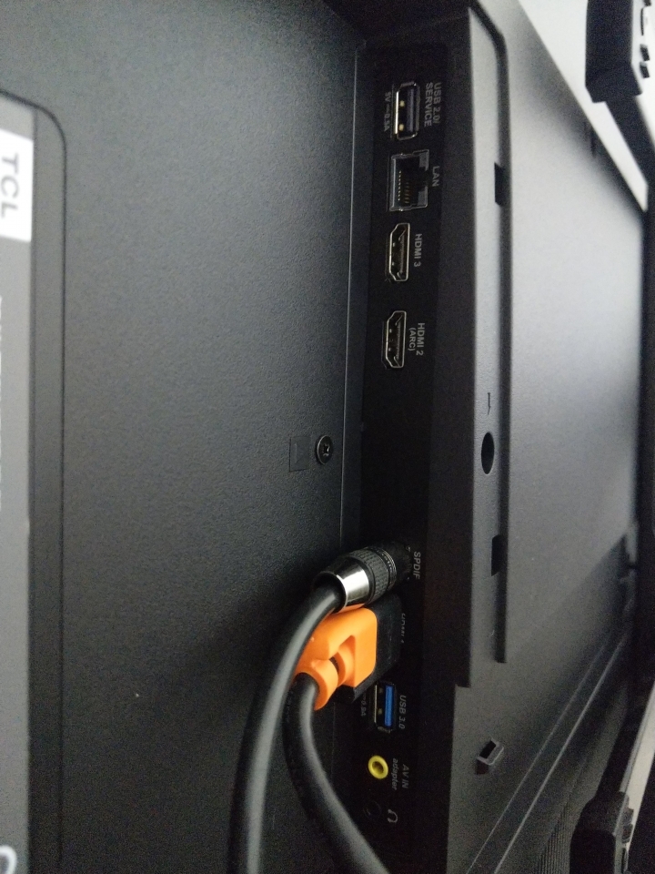 都沒人發過的 TCL C2 55吋 路人版簡易開箱文