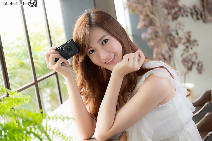 Sony Cyber-Shot DSC-RX100M6 旗艦旅遊機,MODEL:楚楚Mia Sony Cyber-Shot DSC-RX100M6 旗艦旅遊機,MODEL:楚楚Mia