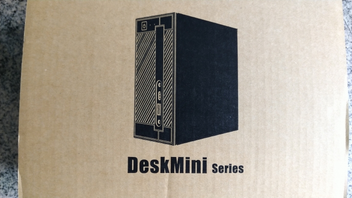 [開箱]兼具效能與輕巧的Mini-STX小主機─Asrock Deskmini 310