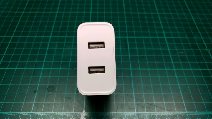 【微開箱】小米行充、無線滑鼠、雙/六口充電器