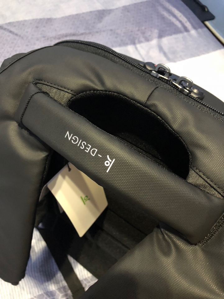 Korin Design ClickPack防盜後背包-大全配X版 開箱+一點使用心得