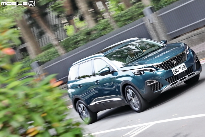 Peugeot 5008 1.6L BlueHDi試車報導 七人舒適同享的獨特設計感