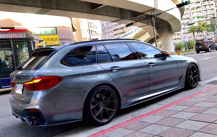 2017 G31 M-sport 簡單開箱(含輕改裝紀錄)